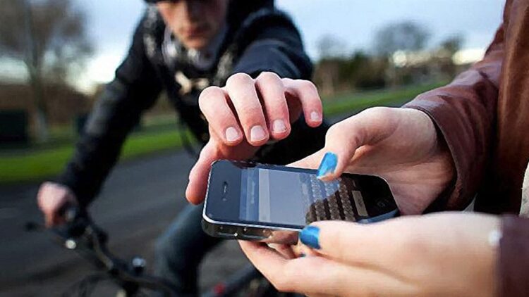 Cellphone Snatchers in South Africa
