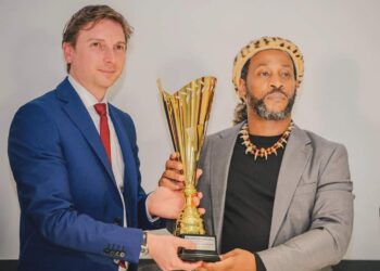 Imboni Dr Uzwi-Lezwe Radebe, Global Spirituality Award Recipient arrives to a hero’s welcome in South Africa